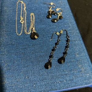 Black stone necklace and two pair earrings.